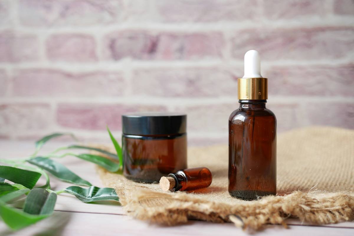 Why Your Skin Is Begging for a Natural Cleansing Toner (And How to Pick the Right One)